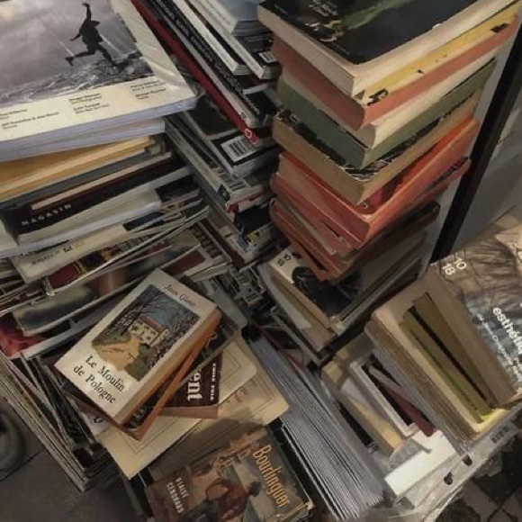 ᕯ FREE ITEM WITH PURCHASE ᕯ - Picture 3 of 4